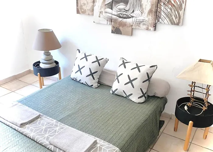 Appartement Calme Au Coeur De La Bastide St-Louis